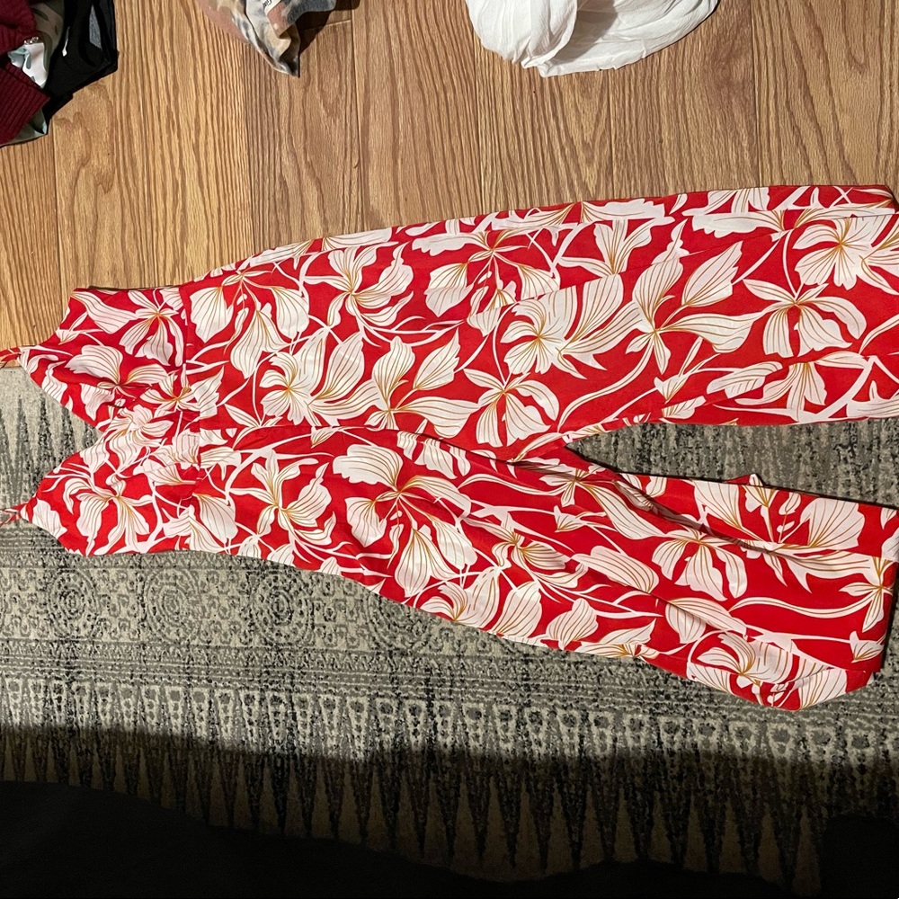 Lush Tropical Pantsuit - Picture 2 of 5